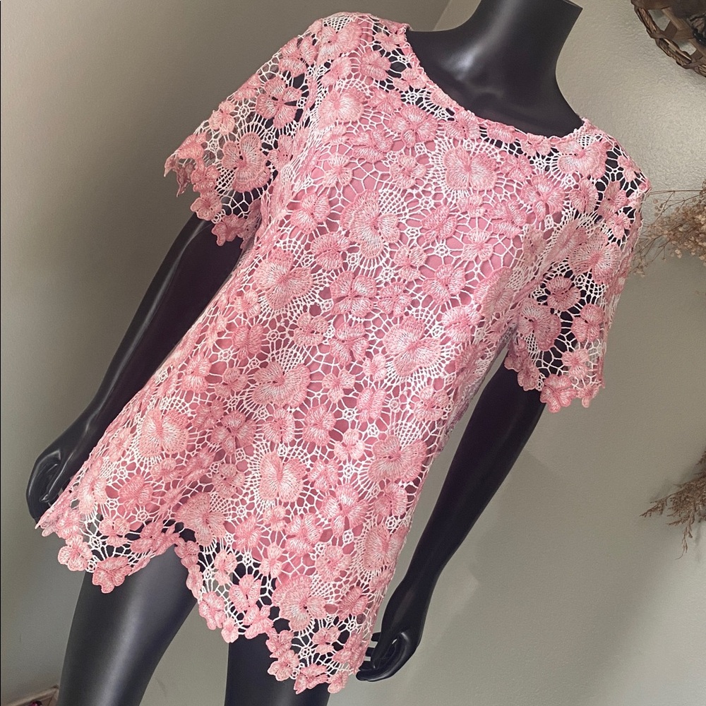 VINTAGE Bedford Fair Pink and White Lace Top